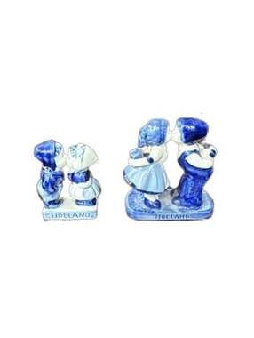 Vintage Delft Blue Hand-Painted Kissing Couple Figurines, Set of 2